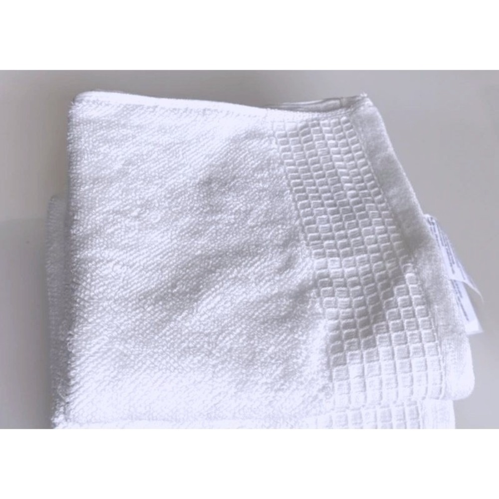 IKEA Vinarn Hand Towel White 16 x 28" NEW Waffle-Texture 305.548.57